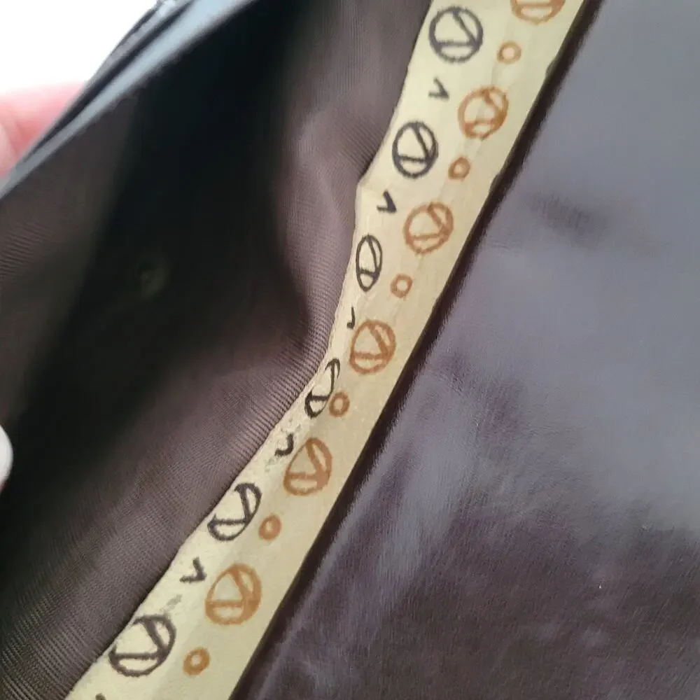 Valentino Vintage Bifold Logo Tan Beige Brown Wallet Large Soft Leather Italian‎